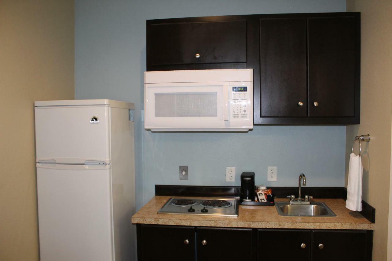 Horizon Inn & Suites Pearsall エクステリア 写真